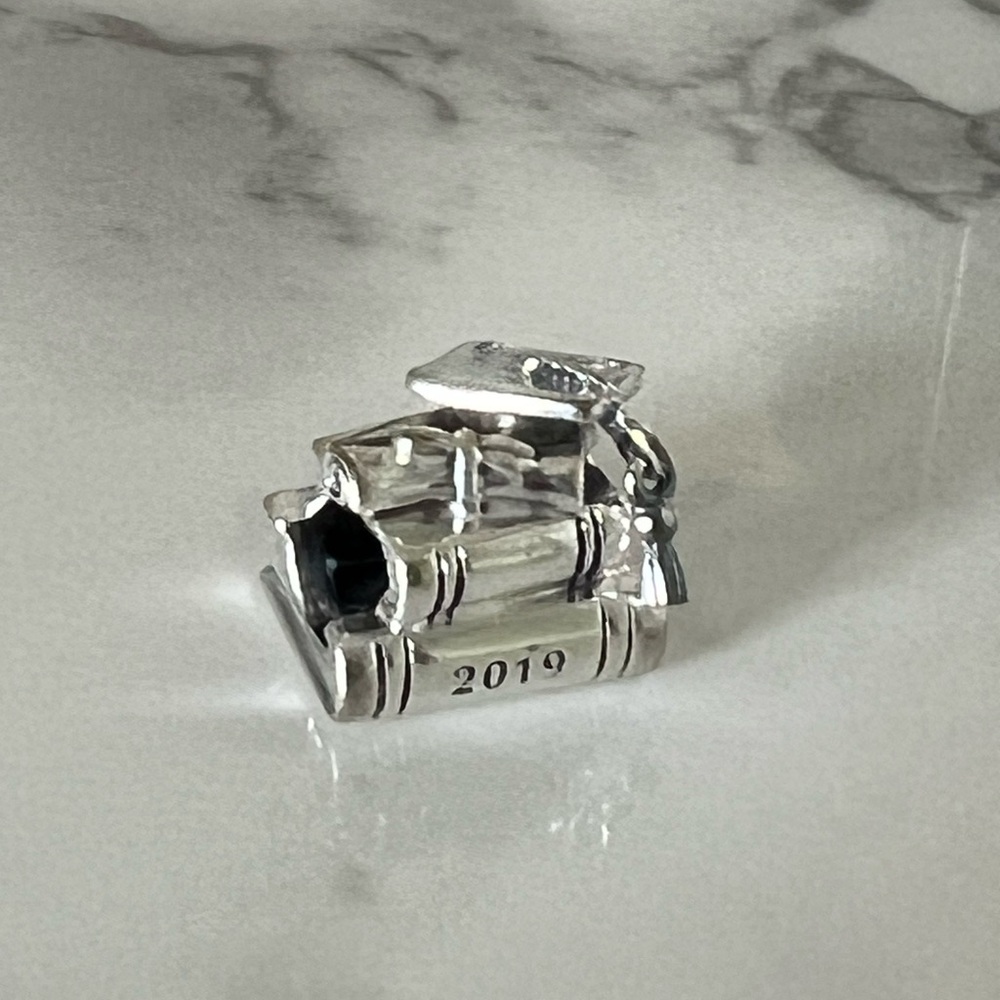 2019 Silver Graduation Cap and Books Charm